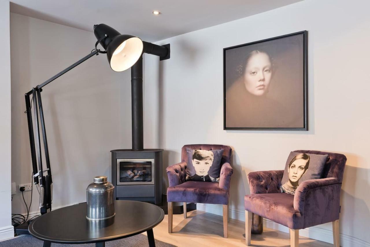 The Edge Suite - Hiphipstay Dublin Dış mekan fotoğraf