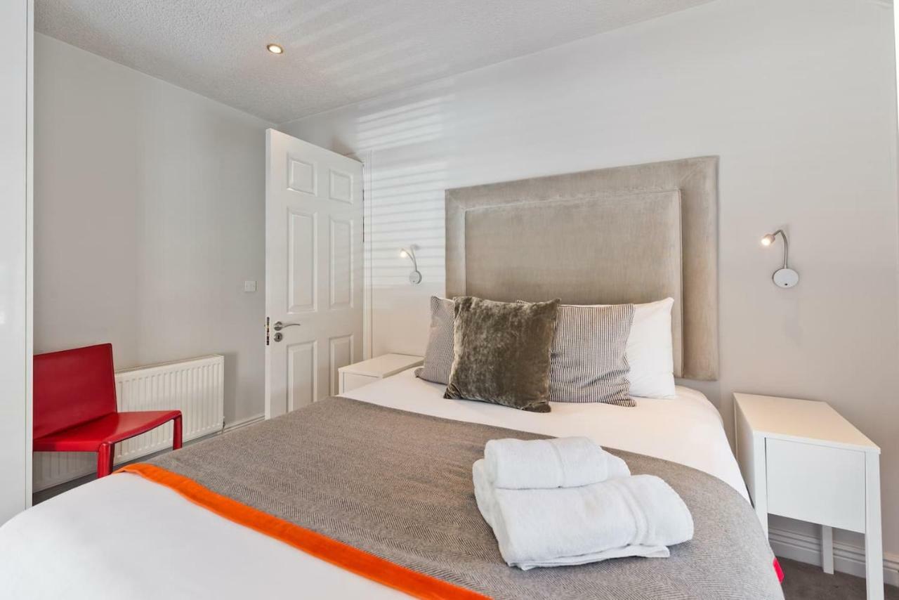 The Edge Suite - Hiphipstay Dublin Dış mekan fotoğraf