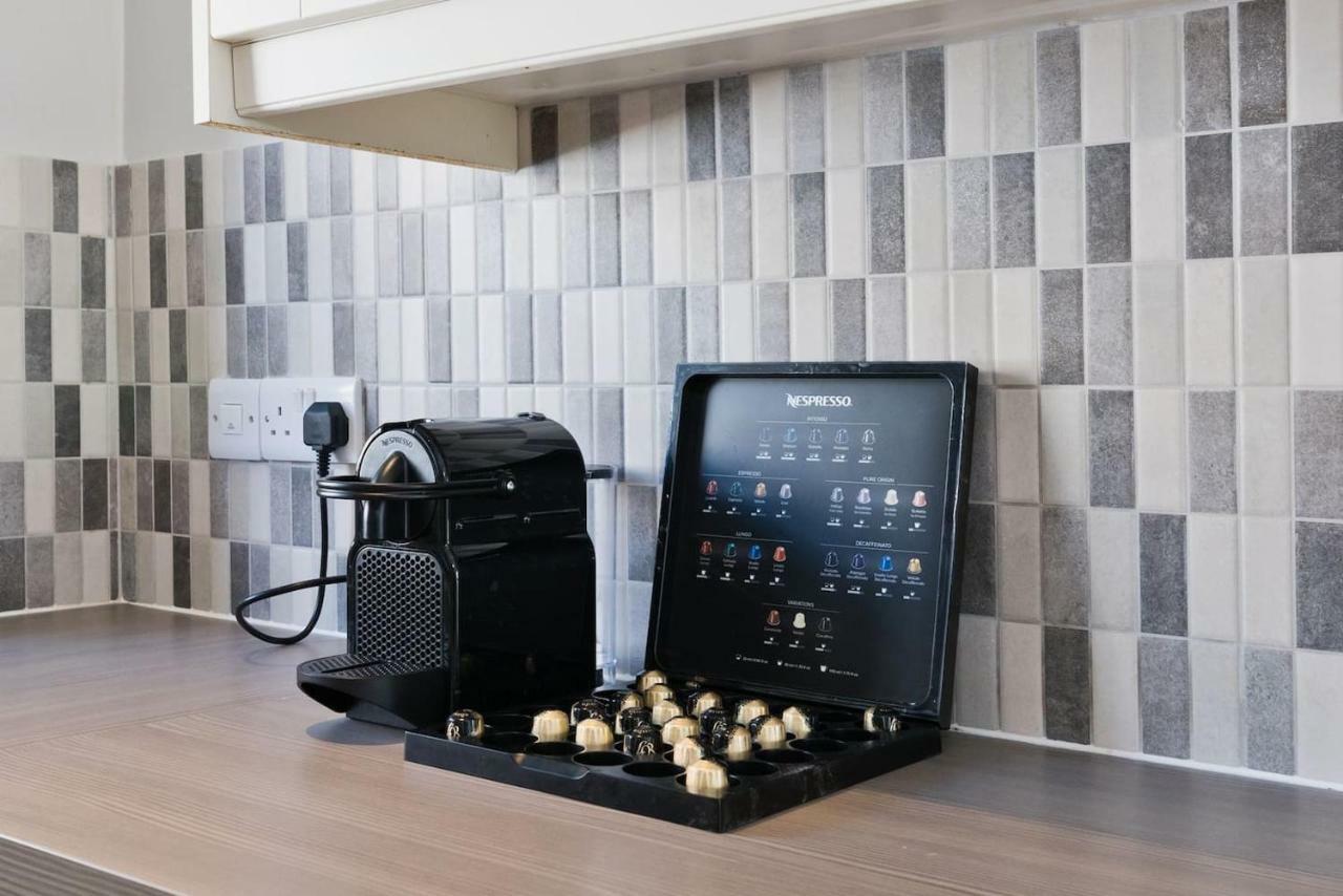 The Edge Suite - Hiphipstay Dublin Dış mekan fotoğraf