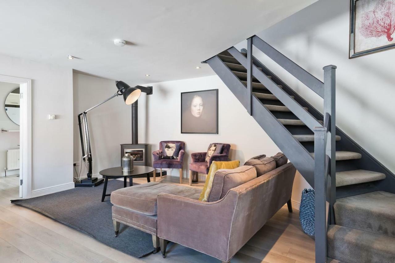The Edge Suite - Hiphipstay Dublin Dış mekan fotoğraf
